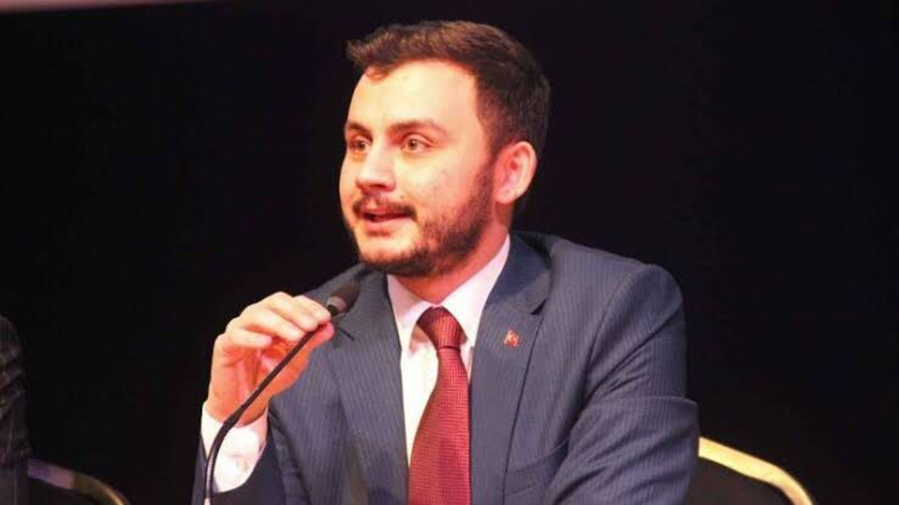 Görevden alınan başkandan manidar paylaşım!